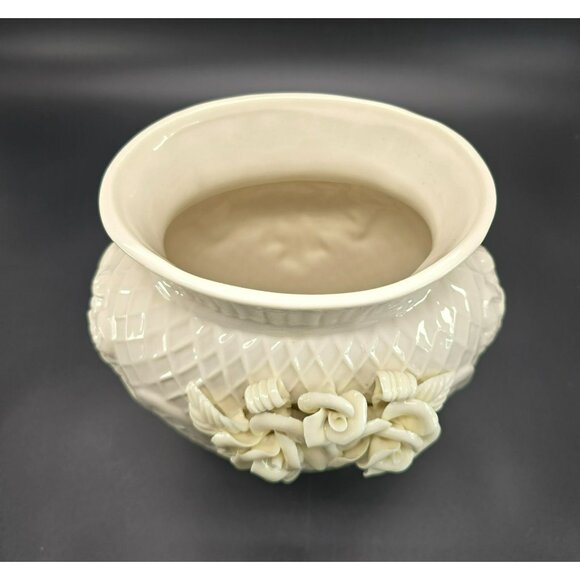Vintage Ivory Ceramic Vase Embossed Floral Rose Basketweave Pattern JJ3900 - Picture 5 of 9